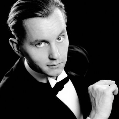 Max Raabe image